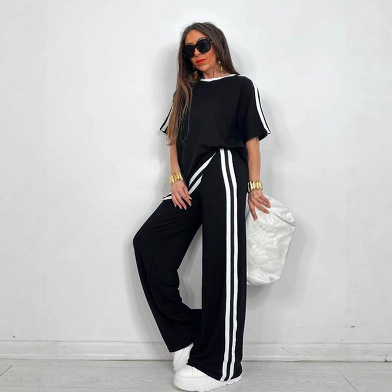 Marina  - Conjunto de Top a Rayas y Pantalón.